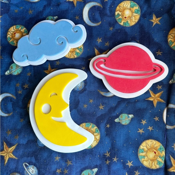 New Planetary foam stamps - Picture 6 of 9